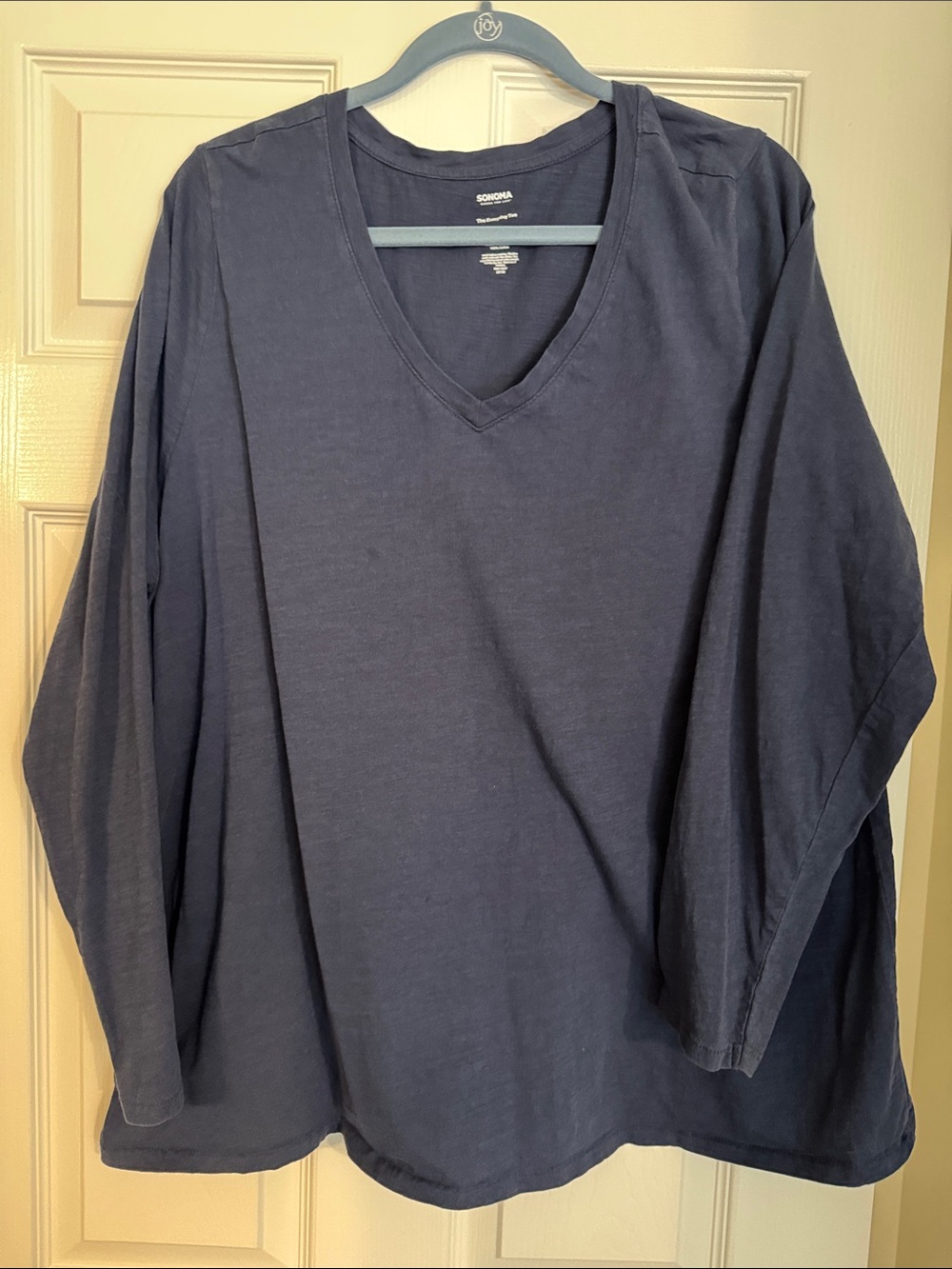 Sonoma Women’s Navy V-Neck Long Sleeve Tee